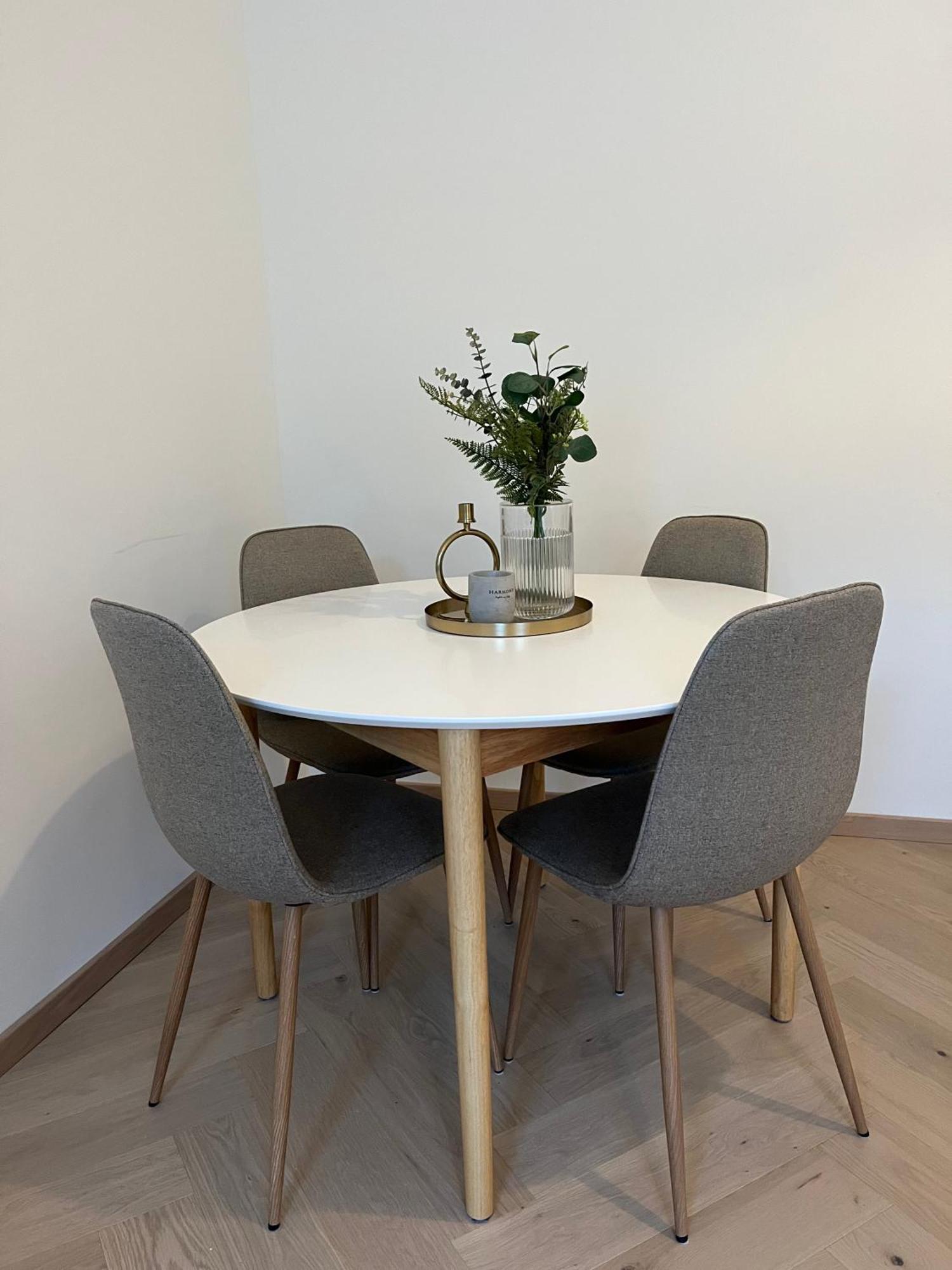 Luxurious One Room Apartment Near Schoenbrunn Palace Wien Eksteriør billede